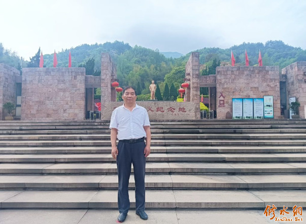 A scenic view of Yichun Xianggan Bianjie Qiushou Qiyi Qiandi Weiyuanhui Jiuzhi
