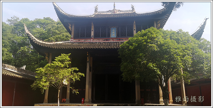 A scenic view of Yichun Xianggan Bianjie Qiushou Qiyi Qiandi Weiyuanhui Jiuzhi