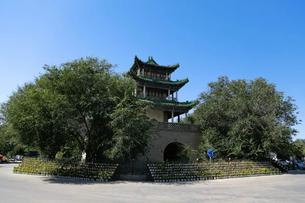 A scenic view of Yili Huiyuan Xin Lao Gucheng Yizhi