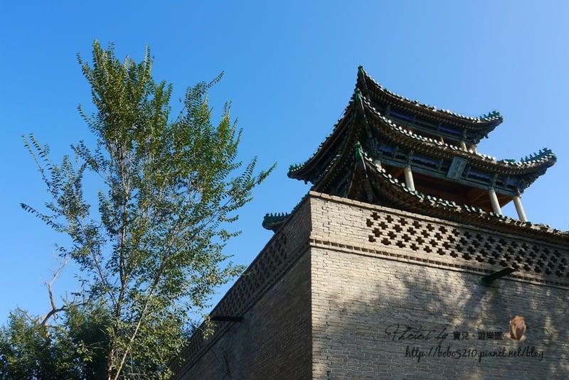 A scenic view of Yili Huiyuan Xin Lao Gucheng Yizhi