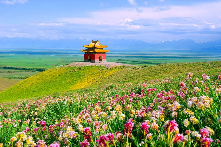 A scenic view of Yili Pingding Zhungaer Lemingbei