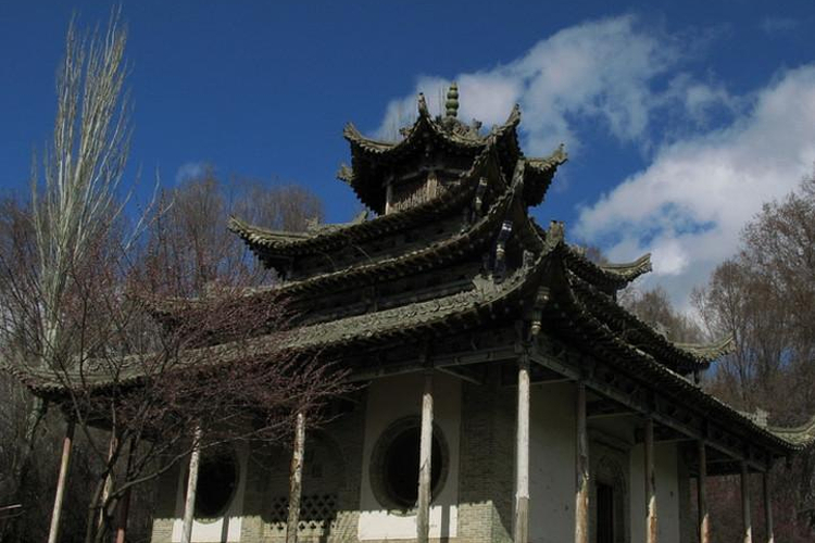 A scenic view of Yili Sutan Waisihan Mazha