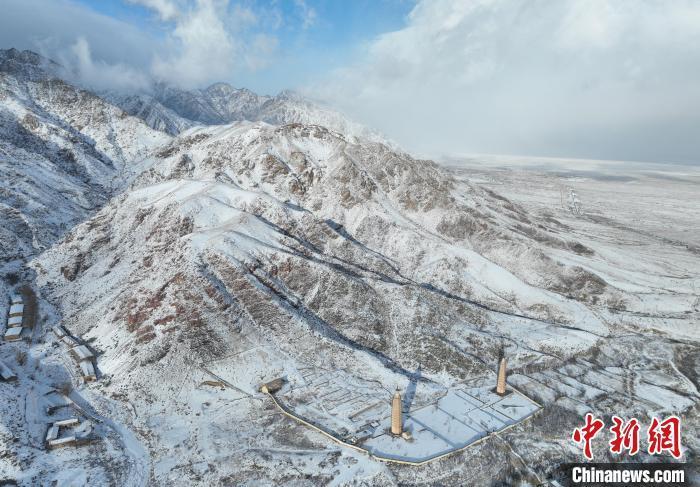 A scenic view of Yinchuan Baisikou Shuangta