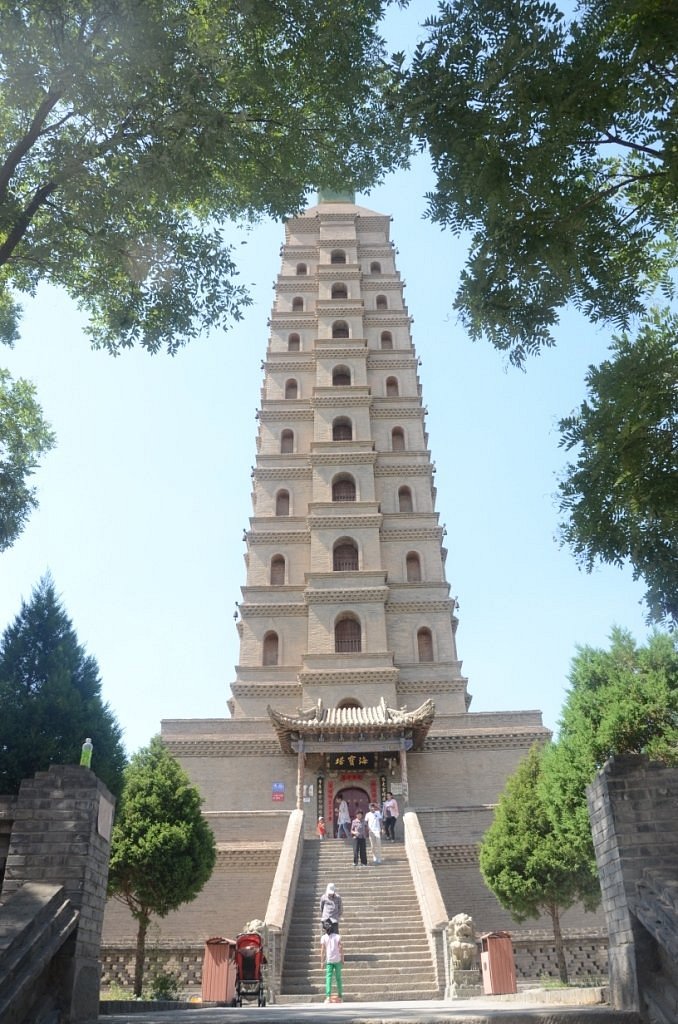 A scenic view of Yinchuan Haibaota