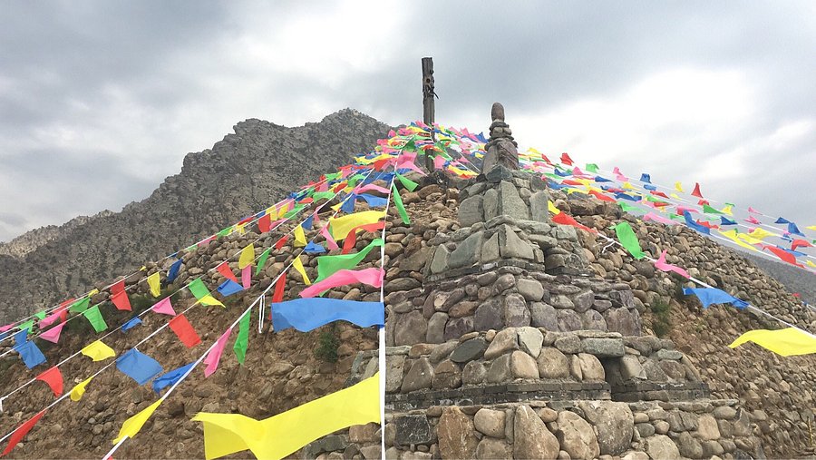A scenic view of Yinchuan Helanshan Yanhua