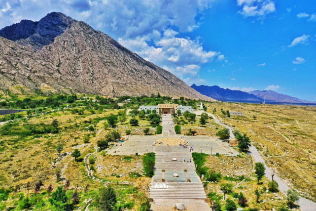 A scenic view of Yinchuan Helanshan Yanhua