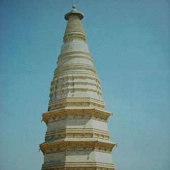 A scenic view of Yinchuan Hongfota