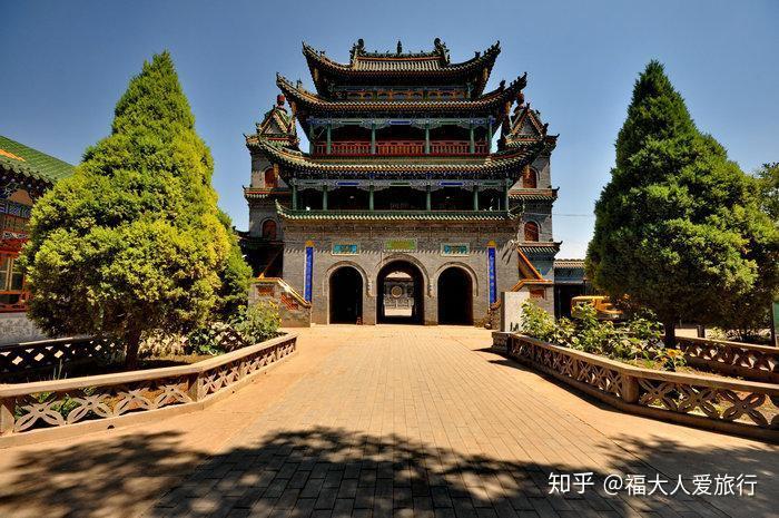 A scenic view of Yinchuan Najiahu Qingzhensi