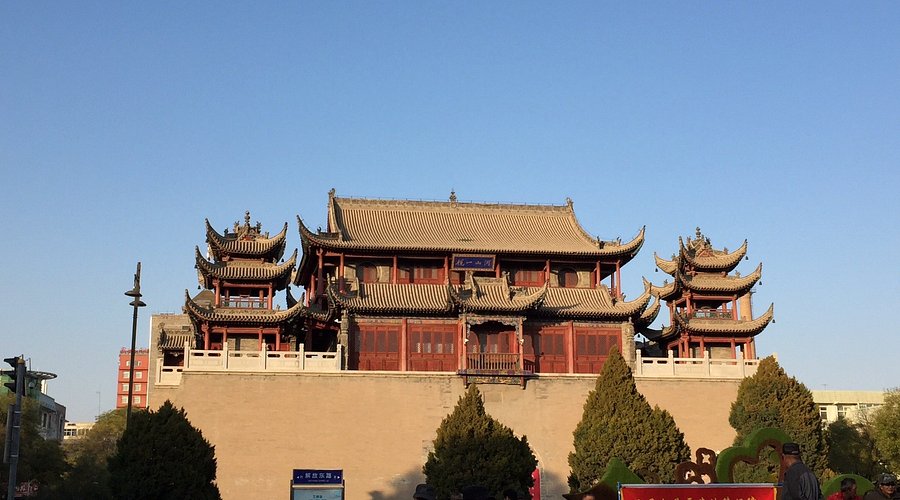 A scenic view of Yinchuan Yuhuangge