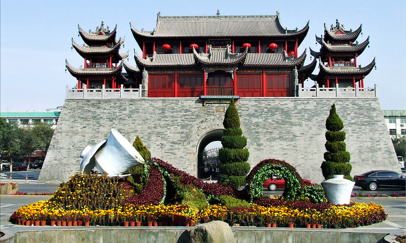 A scenic view of Yinchuan Yuhuangge