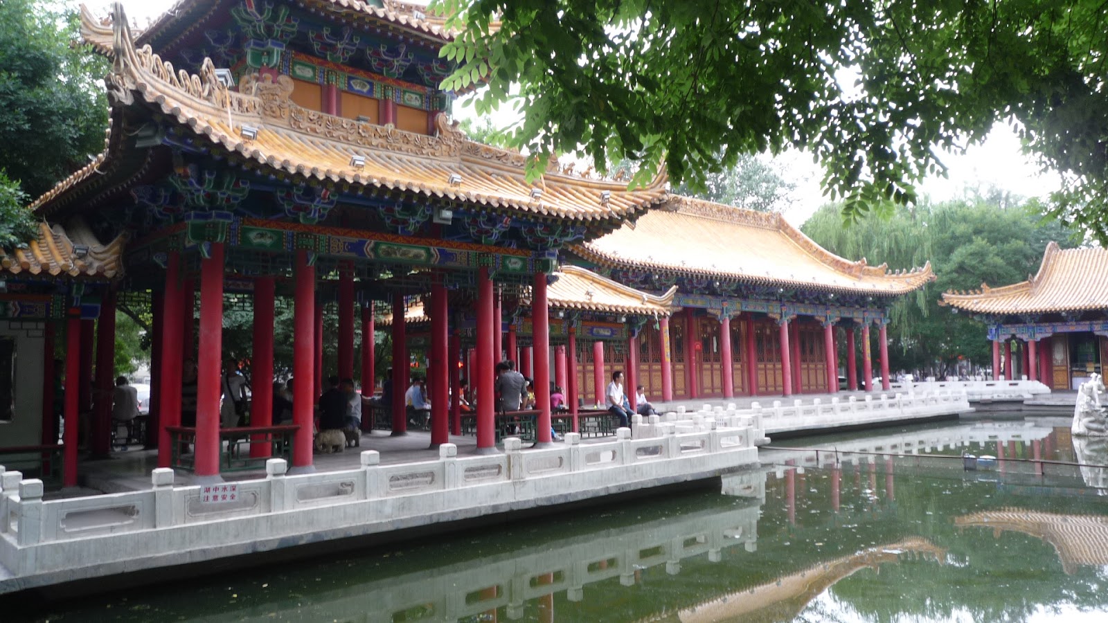 A scenic view of Yinchuan Yuhuangge