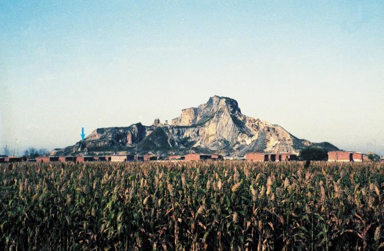 A scenic view of Yingkou Jinniushan Yizhi