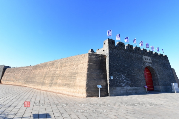 A scenic view of Yingkou Xipaotai Yizhi