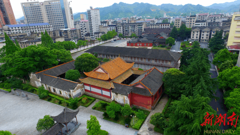 Unveiling Yiyang Meicheng Wenwu Miao Gujianzhuqun: Your Essential Travel Guide