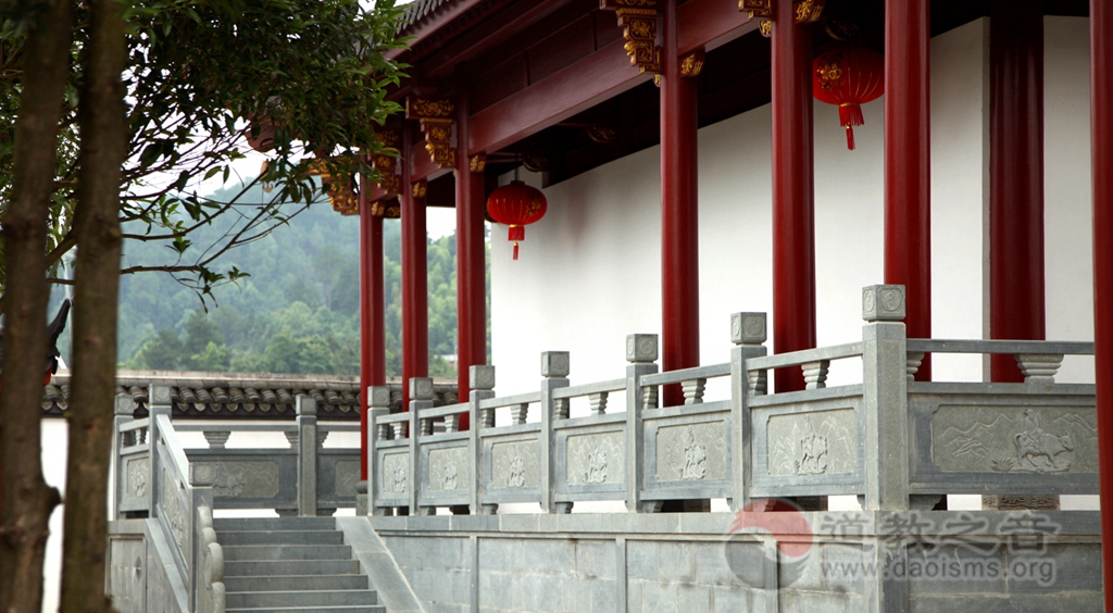 A scenic view of Yiyang Meicheng Wenwu Miao Gujianzhuqun