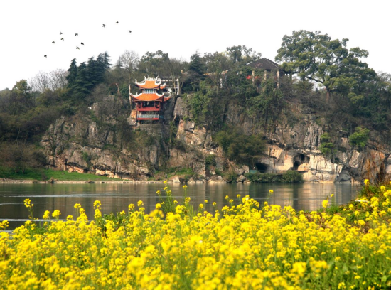 A scenic view of Yongzhou Chaoyangyan Shike