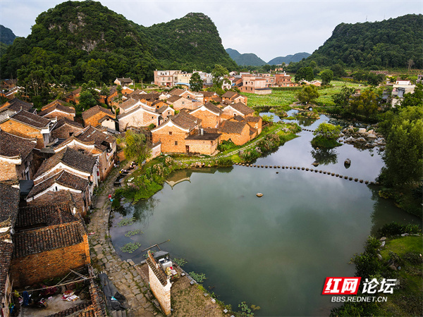 A scenic view of Yongzhou Goulan Yaozhai