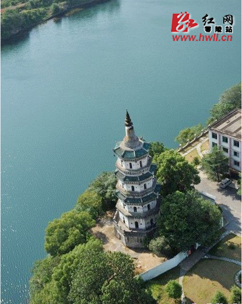 A scenic view of Yongzhou Huilongta
