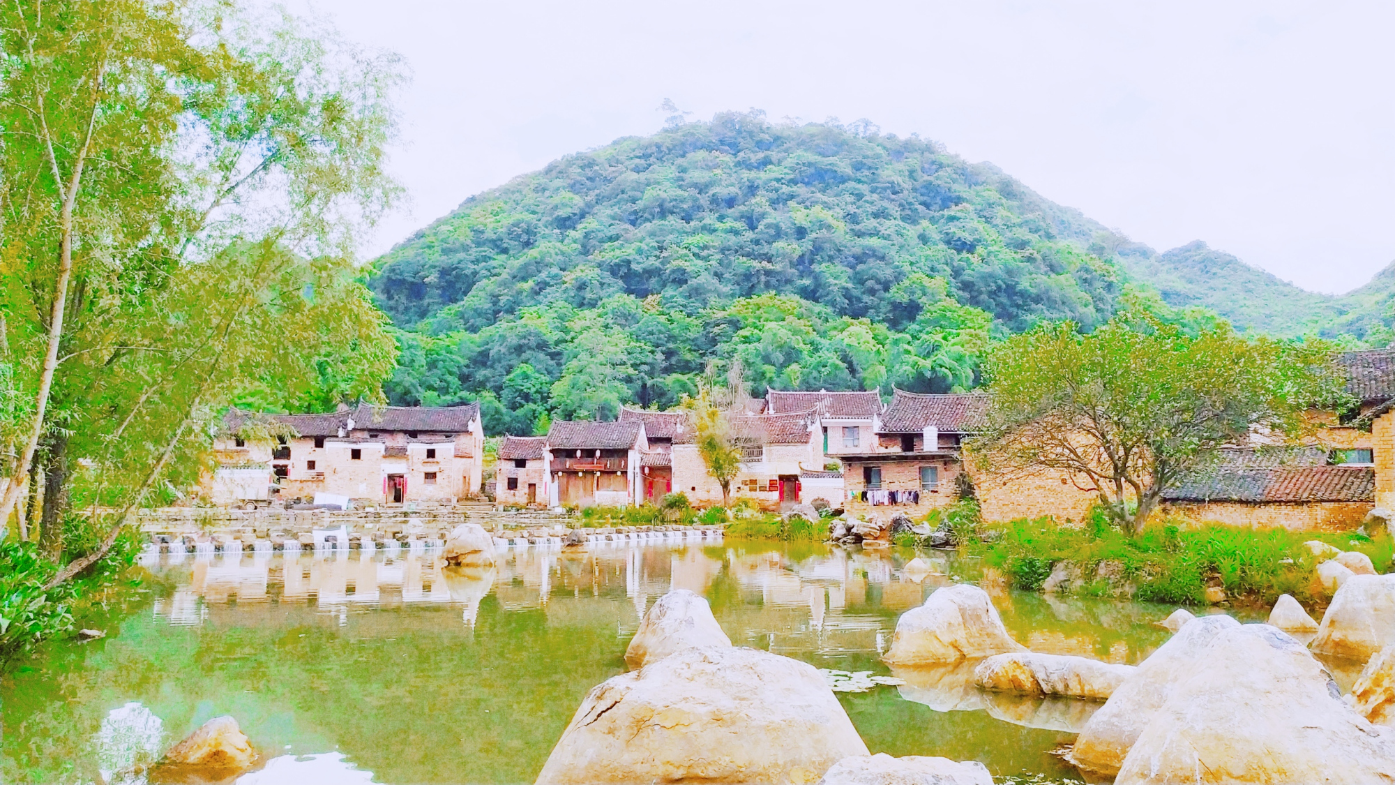 A scenic view of Yongzhou Huxi Huangshi Zongci