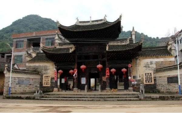 A scenic view of Yongzhou Jiuanbei Hanlinci