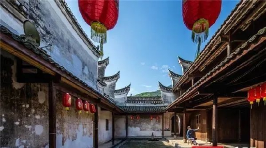 A scenic view of Yongzhou Lianxi Guli Gujianzhuqun