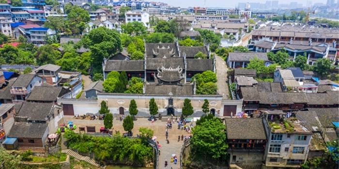 A scenic view of Yongzhou Liuzimiao
