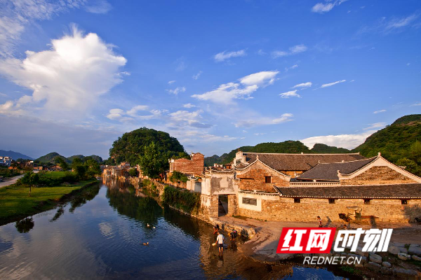 A scenic view of Yongzhou Shanggangtangcun Gujianzhuqun