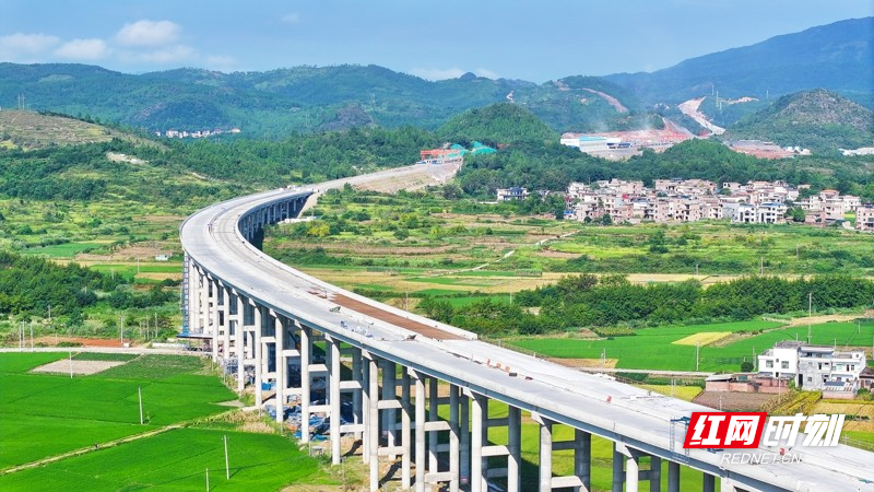 A scenic view of Yongzhou Xiang Gui Gudao Yongzhouduan