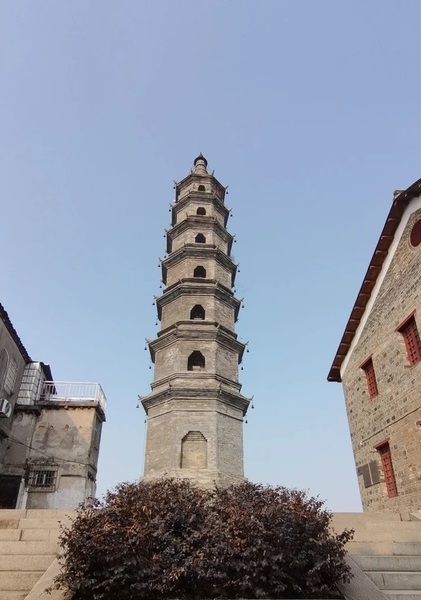 A scenic view of Yueyang Cishita