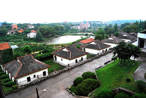 A scenic view of Yueyang Jiaohui Xuexiao