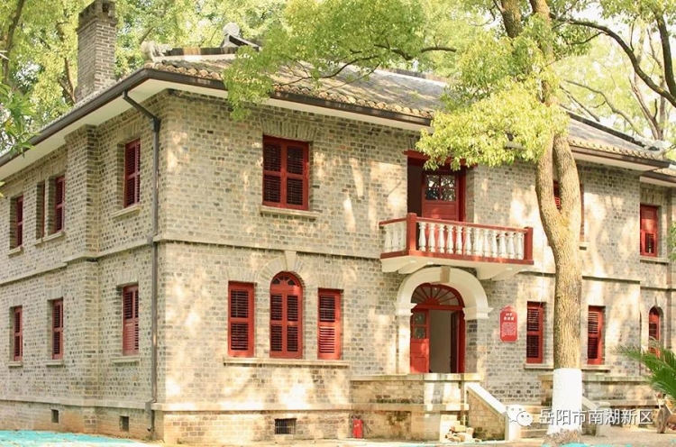 A scenic view of Yueyang Jiaohui Xuexiao