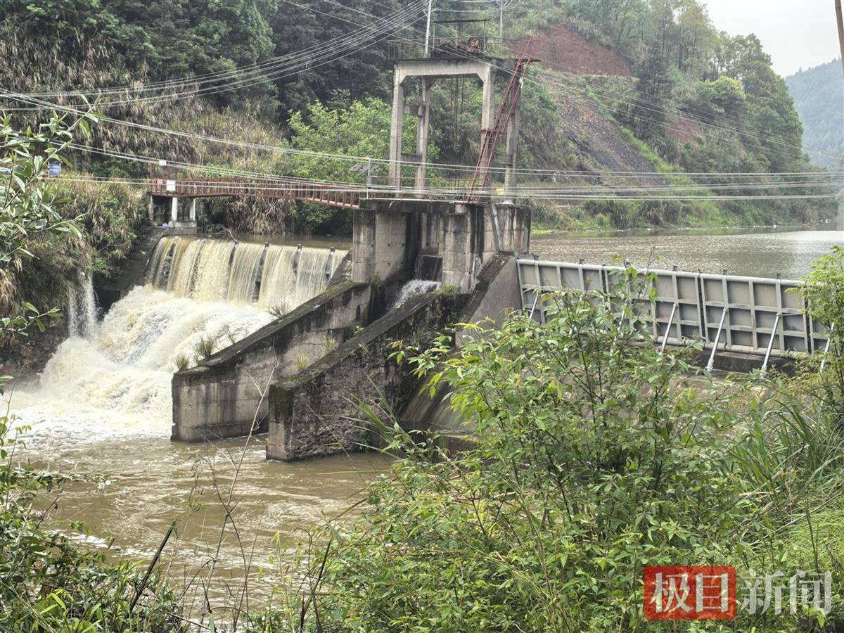 A scenic view of Yueyang Pingjiang Canan Yizhi
