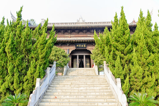 A scenic view of Yueyang Quzici