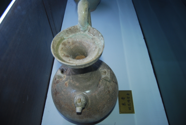 A scenic view of Yueyang Yuezhou Yao Yizhi