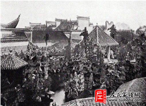 A scenic view of Yueyang Zuowenxianggong Ci
