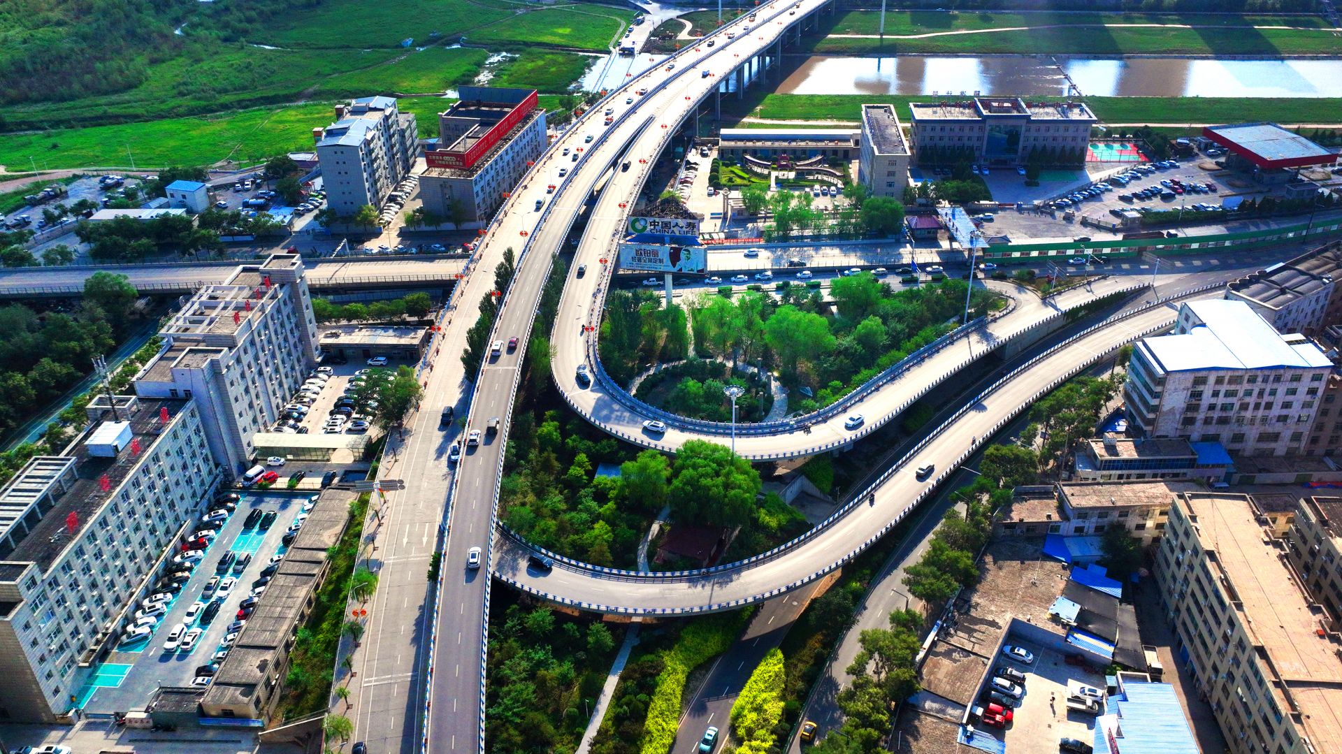 A scenic view of Yulin Fuzhou City