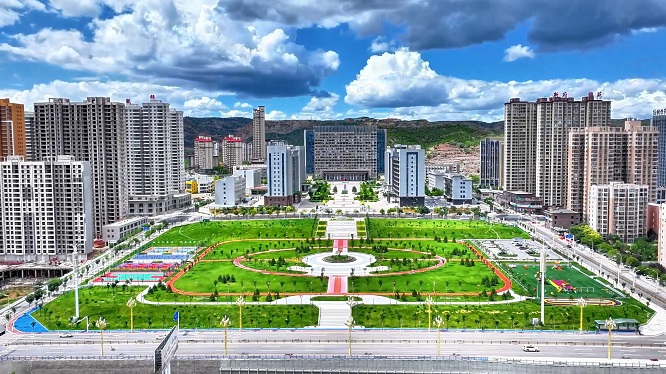 A scenic view of Yulin Fuzhou City