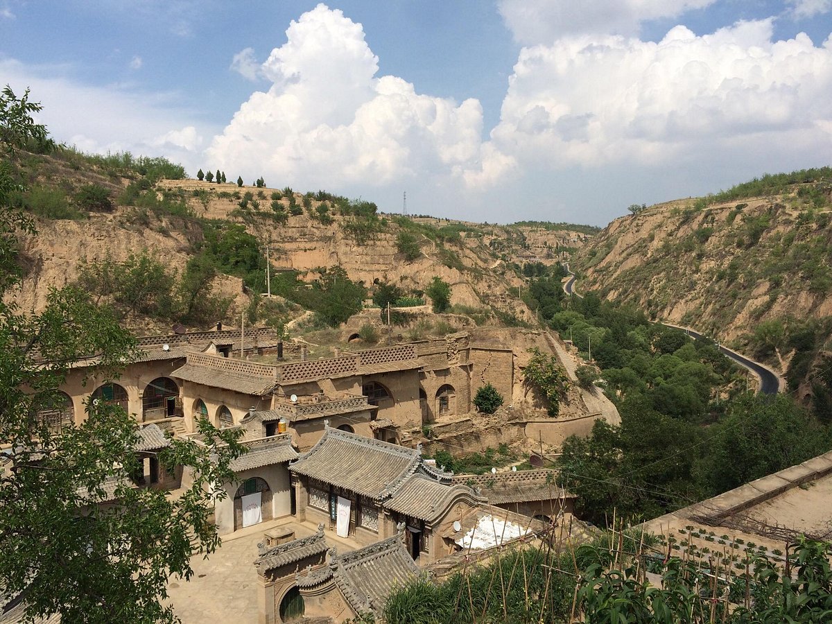 A scenic view of Yulin Mizhi Chang Family Manor