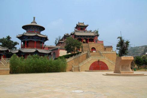 A scenic view of Yulin Panlongshan Ancient Buildings