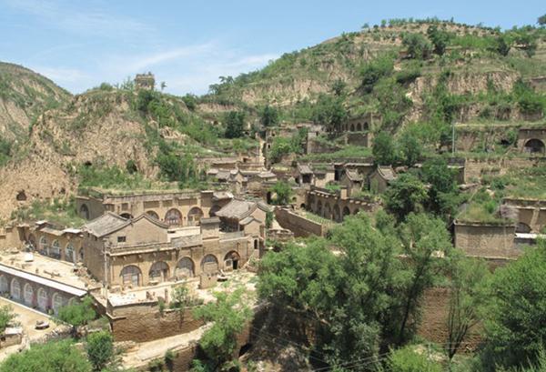 A scenic view of Yulin Suide Dang Family Manor