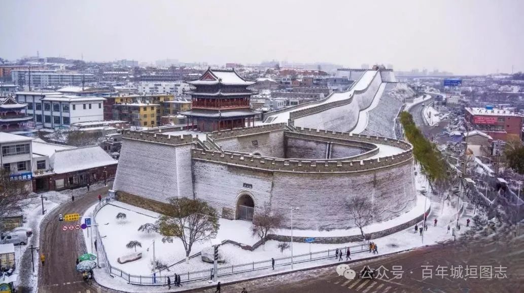 A scenic view of Yulin Wei City