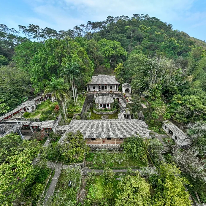 A scenic view of Yulin Xielu Shanzhuang