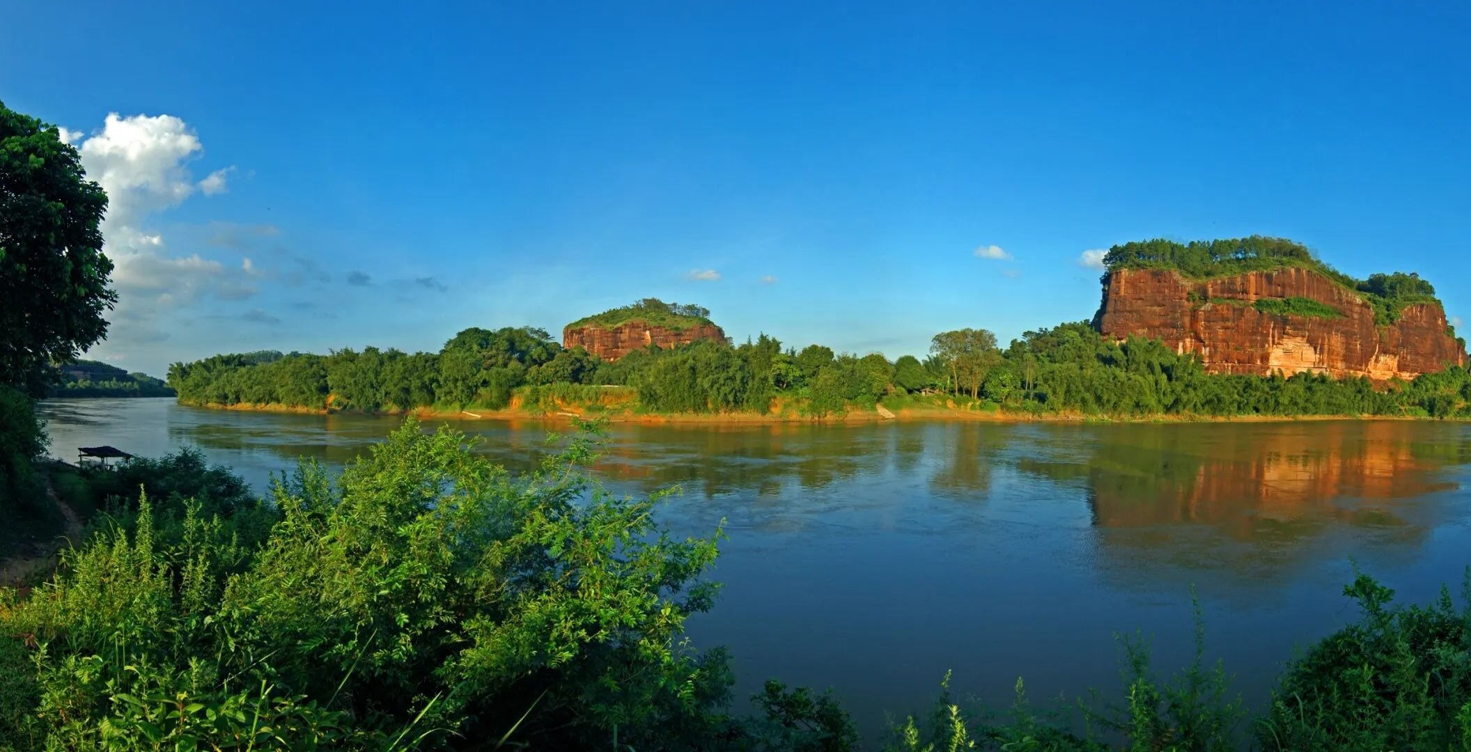 A scenic view of Yulin Xielu Shanzhuang