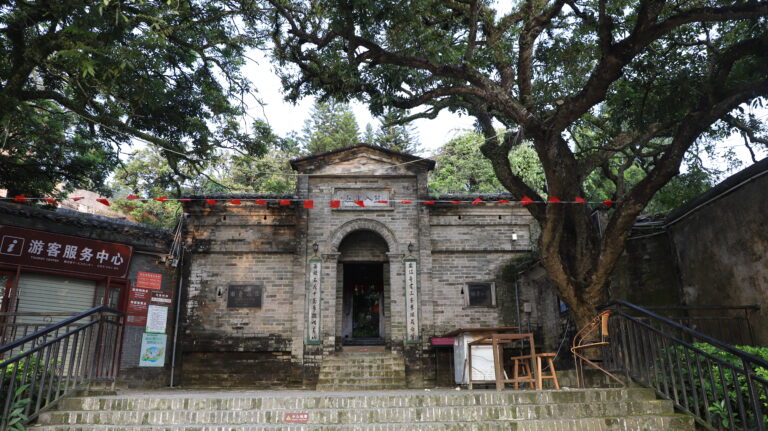 Discover the Enchanting Yulin Xielu Shanzhuang: Your Ultimate Travel Guide