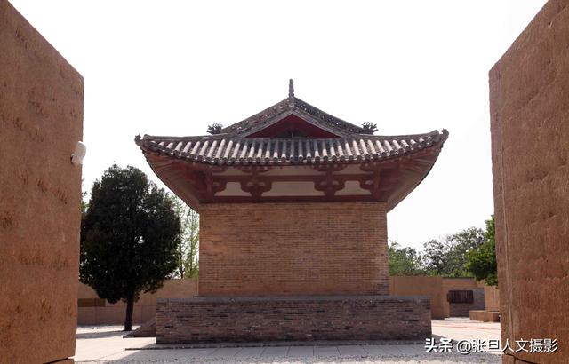A scenic view of Yuncheng Guangren Wang Temple