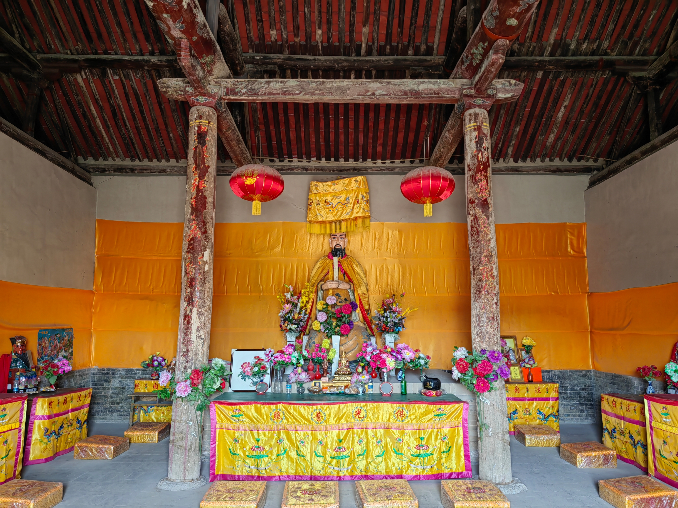 A scenic view of Yuncheng Guocun Taishan Temple Hall