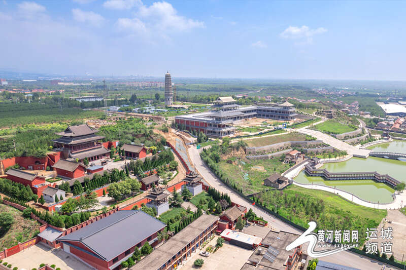 A scenic view of Yuncheng Jishan Dafo