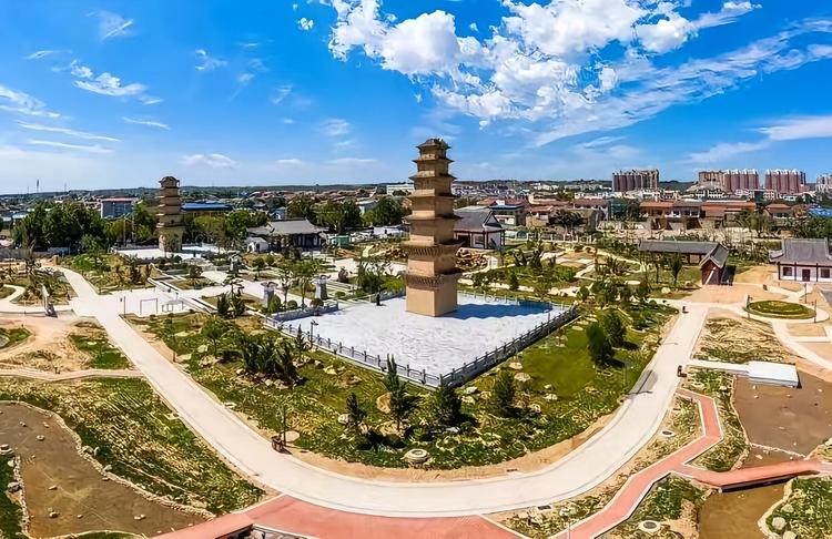 A scenic view of Yuncheng Luyuantou Yongxing Temple Pagoda
