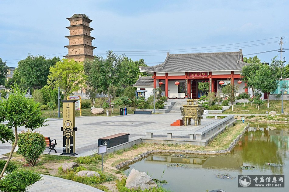 A scenic view of Yuncheng Miaodao Temple Twin Pagodas