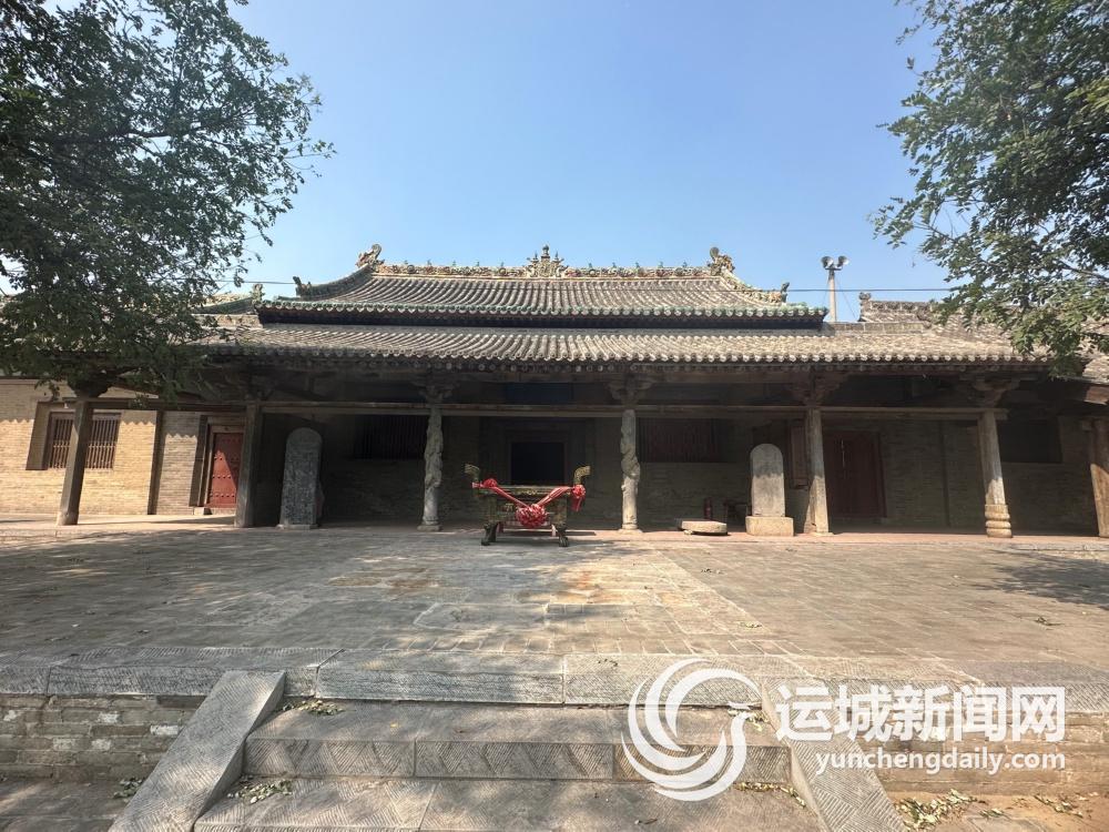 A scenic view of Yuncheng Nanyang Fawang Temple